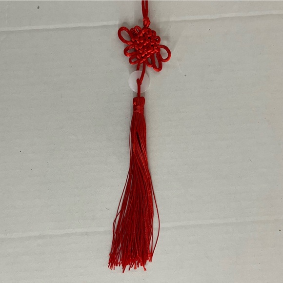 White Marabou Feather Folding Fan Red Tassel Lolita Burlesque Showgirl Flapper - Picture 8 of 10